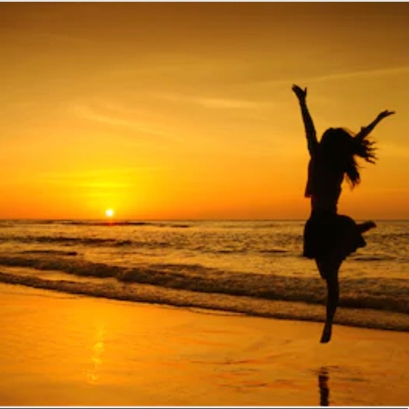 Meet your Posher, Sheila - Picture 2 of 6